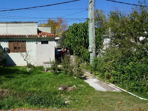 Luis A. de Herrera S/N 100