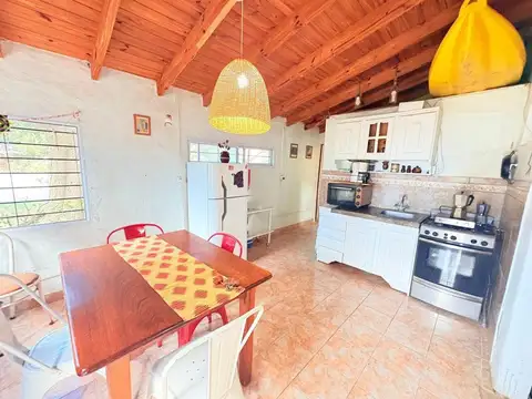 Casa 3 ambientes con 1 baño