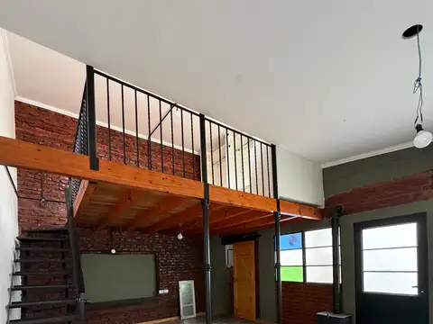 Depto Tipo Casa en Venta de 1 dormitorio
