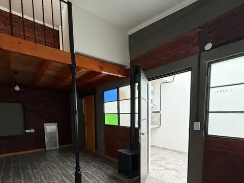 Depto Tipo Casa en Venta de 2 ambientes