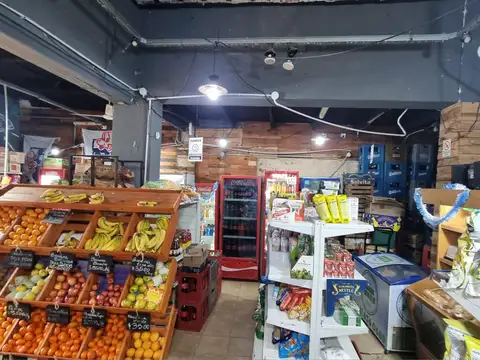 Local en Venta 90 años