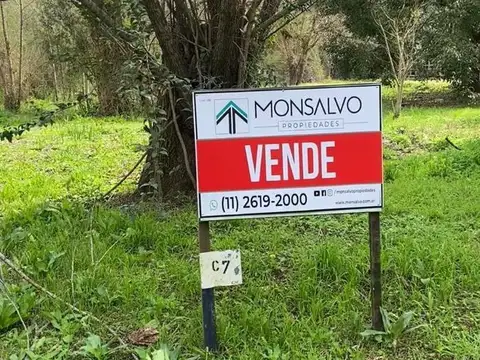 Terreno con amarra propia en Club Jardín Náutico Escobar