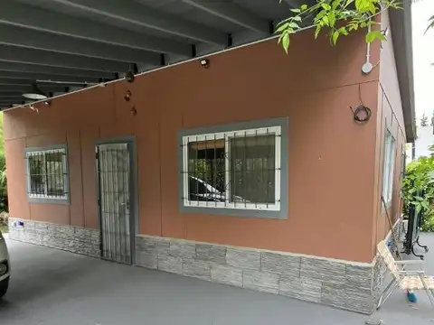 Casa en Venta con 1 cochera