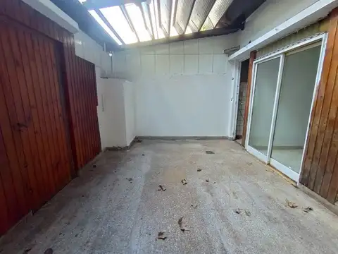 Depto Tipo Casa en Alquiler de 3 ambientes