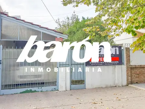 Venta - casa 7 amb - Lugano 827 - Banfield