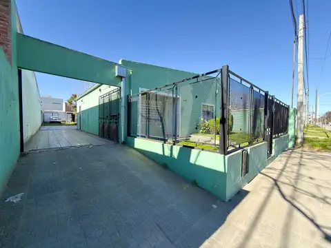 VENTA CASA TRES DORMITORIOS CON QUINCHO TANDIL
