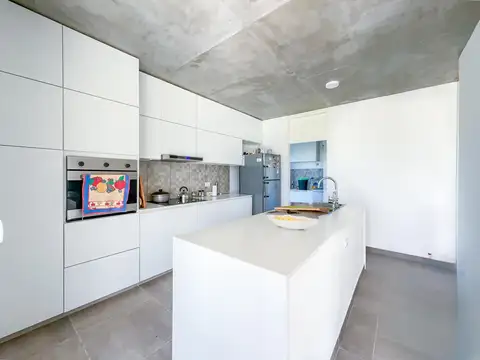 Casa 4 ambientes con 3 baños