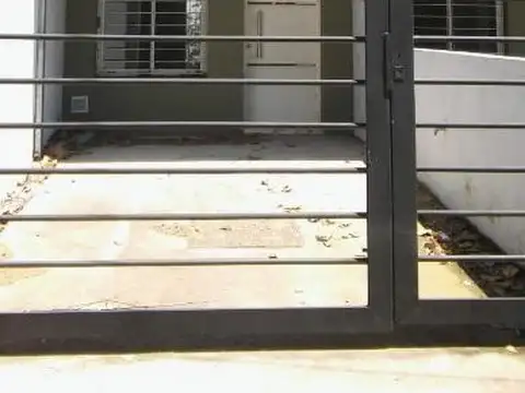 Casa  en Venta ubicado en Berazategui,  G.B.A. Zona Sur - SVN0656_LP584444_1