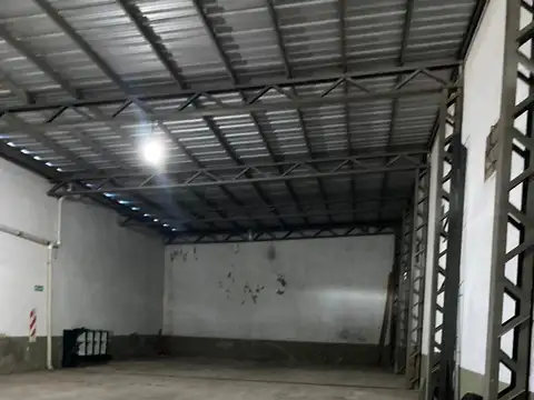 Galpon en Alquiler en Granadero Baigorria, $ 1.600.000