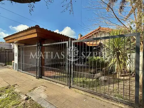 Venta de Casa 5 AMBIENTES en Ituzaingó Sur, Ituzaingó