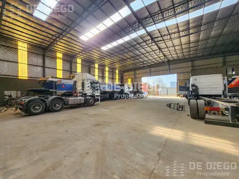 Depósito en venta 1200 m2, El Triángulo Malvinas Argentinas