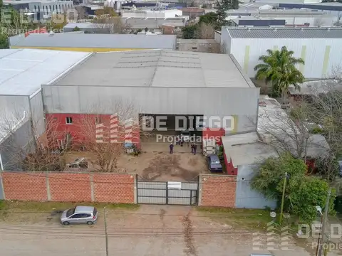 Depósito en venta 1200 m2, El Triángulo Malvinas Argentinas