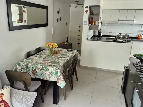 Depto Tipo Casa en Venta en Monte Castro, USD 135.000