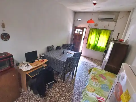 Neuquén 1400, Piso PB