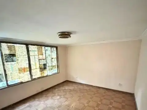 Casa 20 ambientes con 6 baños