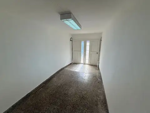 Oficina en Alquiler 60 años