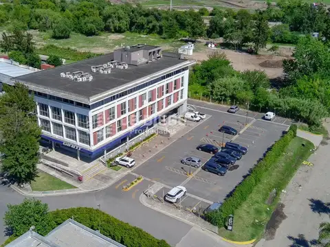 Alquiler Local apto gastronomia en Avenida Agustin Garcia Ruta 27 entre Nordelta y Villanueva Tigre