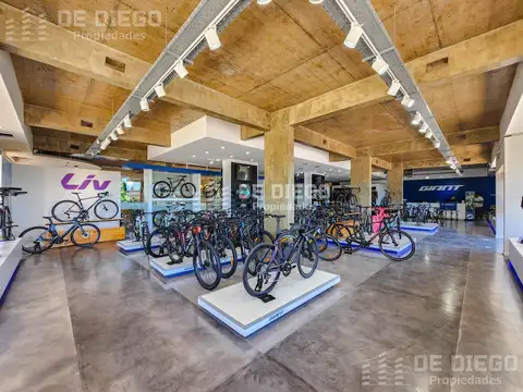 Local en Alquiler en Benavidez, USD 8.500