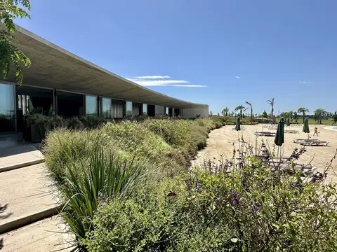 Terreno en Venta 45  mts Fondo