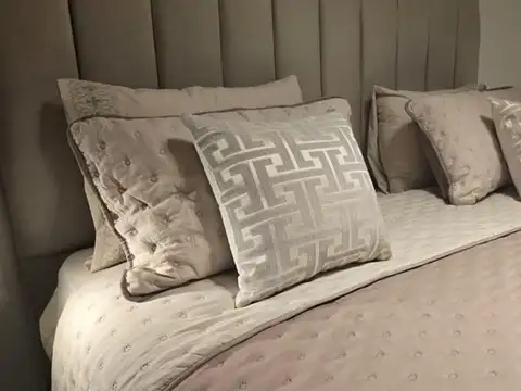 IMPECABLE 2 AMB AMOBLADO FRENTE A PLAZA ALEMANIA