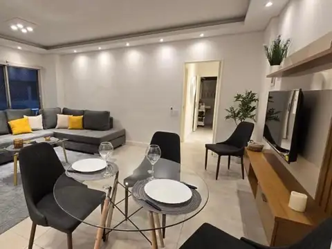 IMPECABLE 2 AMB AMOBLADO FRENTE A PLAZA ALEMANIA