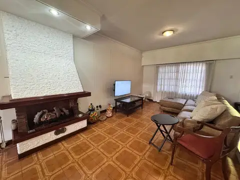 Casa en Venta en Barrio Parque San Martin, USD 349.000