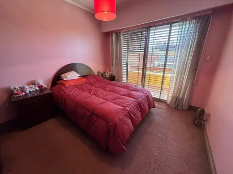 Casa en Venta en Castelar Sur, USD 185.000