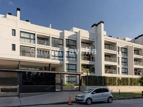 Departamento dúplex 4 amb + coch en Villa Sarmiento, Morón