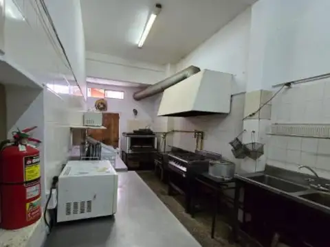 Santa María de Oro e/ Chiozza y San Juan