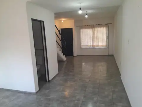 Casa en Alquiler de 2 dormitorios