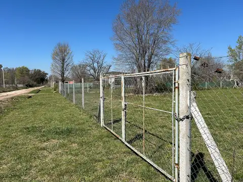 VENTA LOTE BARRIO LOS PINOS, EXALTACION DE LA CRUZ 200