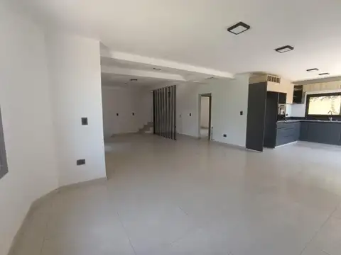 Casa en Venta en Arguello, USD 225.000