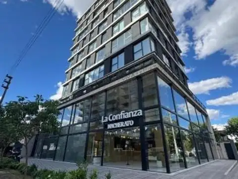 En venta oficina local comercial ituzaingo centro 