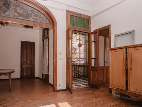 Depto Tipo Casa 6 ambientes con 2 baños