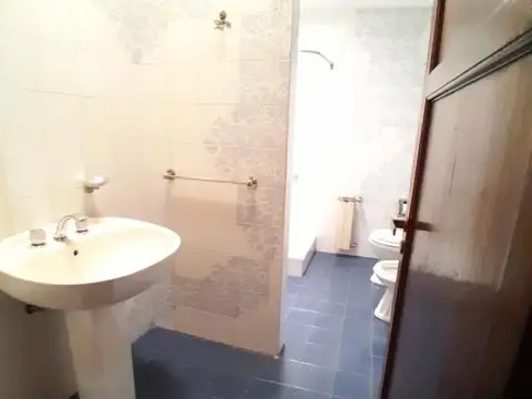 Venta Casa 6 Amb 5 dormitorios La lucila,Jardin,piscina