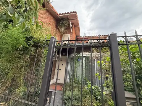 Depto Tipo Casa en Venta en Ituzaingo, USD 160.000