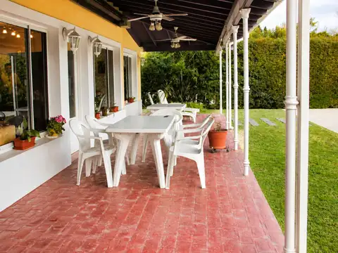 Casa en Alquiler de 3 dormitorios