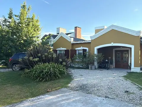 Excelente casa en venta en Palmares de Pilar