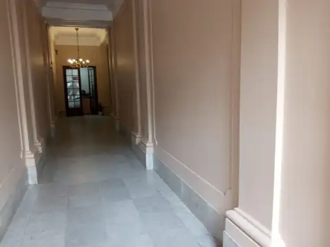 Hipolito Yrigoyen 600, Piso 5