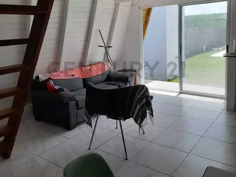 Casa Alpina de Tres Ambientes con  Pileta