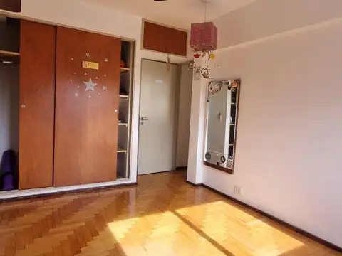 Departamento 5 ambientes con 1 baño