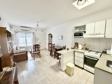 Depto Tipo Casa en Venta de 2 ambientes