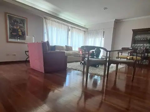 Departamento en Venta de 5 ambientes