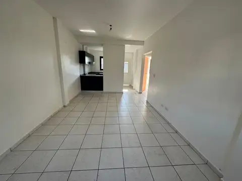 Departamento en Alquiler en Jose Clemente Paz, $ 800.000