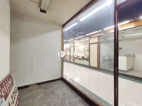 ALQUILER | Local en Galería: C. Pellegrini - Córdoba - 9 m²