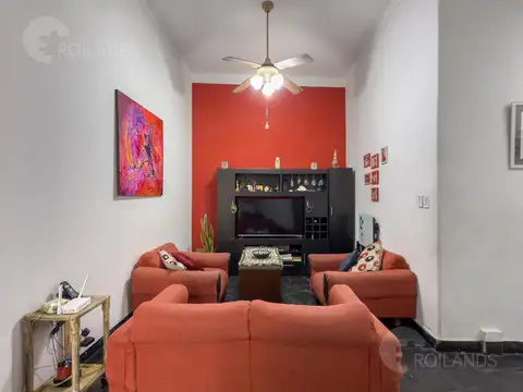 Depto Tipo Casa en Venta 70 años