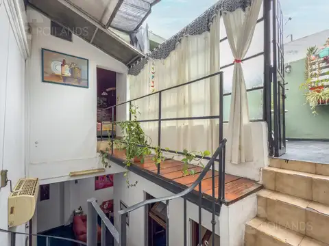 Depto Tipo Casa en Venta en Caballito, USD 158.000