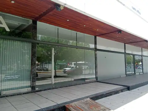 Avenida Rafael Núñez 3600, Piso 04