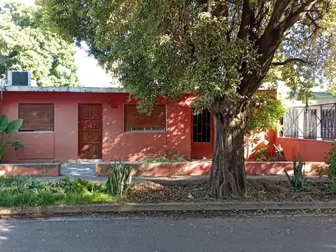 SE VENDE CASA 3 DORMITORIOS B° PALMAR