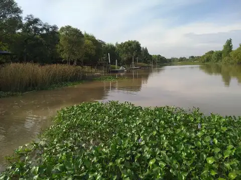 Rio / Arroyo Canal B 100